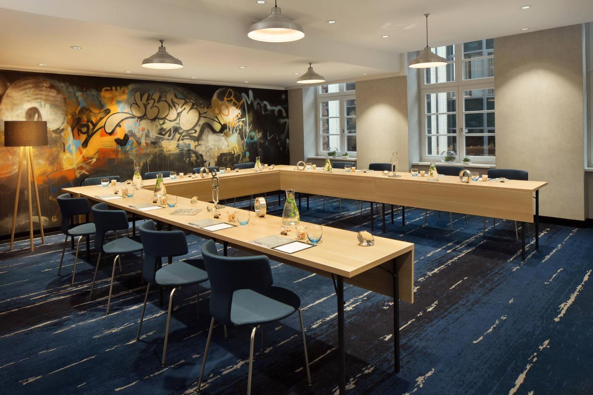 โรงแรมเรอเนซองส์ ฮัมบวร์ค ฮัมบูร์ก ภายนอก รูปภาพ Meeting room