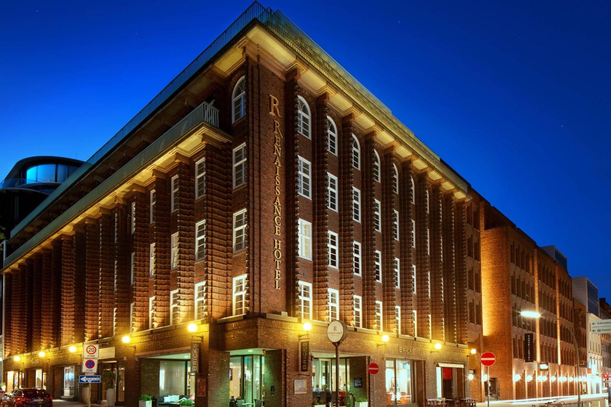 โรงแรมเรอเนซองส์ ฮัมบวร์ค ฮัมบูร์ก ภายนอก รูปภาพ The building of the university library