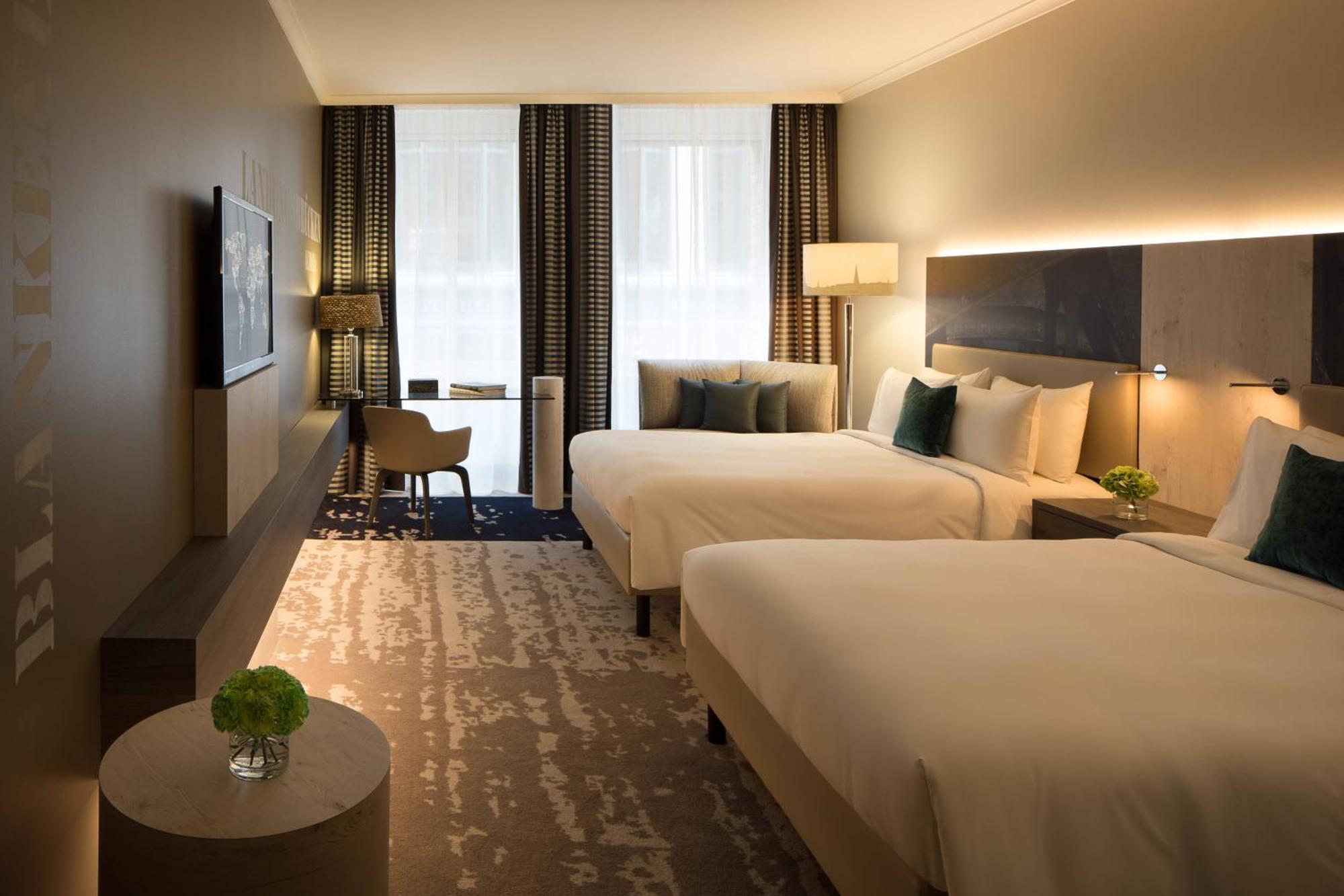 โรงแรมเรอเนซองส์ ฮัมบวร์ค ฮัมบูร์ก ภายนอก รูปภาพ Deluxe Room